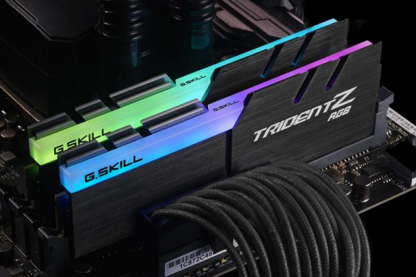 DDR4 16GB PC 3200 CL16 G.Skill KIT (2x8GB) 16GTZR Tri/Z RGB