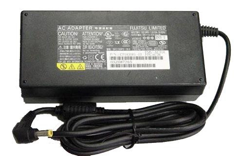 Fujitsu 3pin AC Adapter 19V/65W standard f. E449 E559 E5510